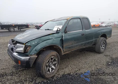 2000 Toyota Tacoma Prerunner from USA, damaged, VIN 4TASM92N9YZ632105